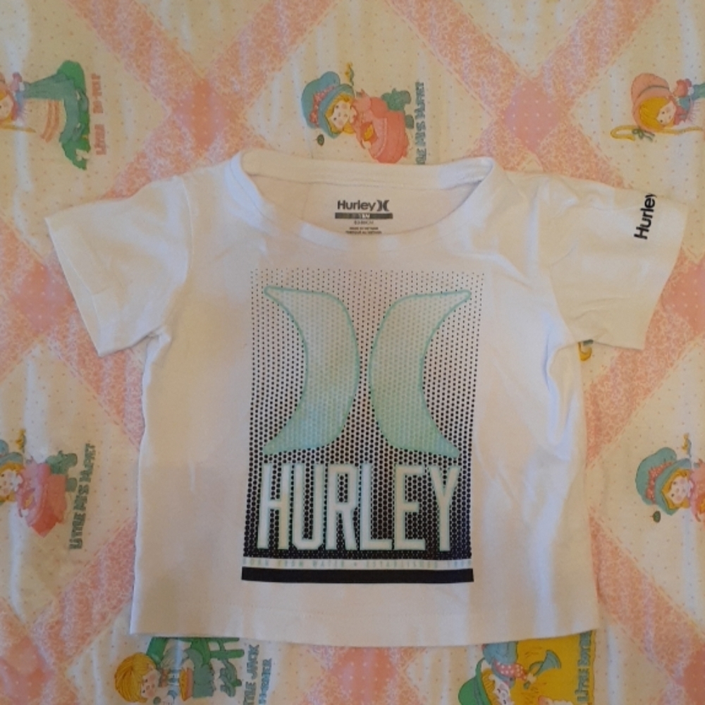 Baby boy Hurley separates